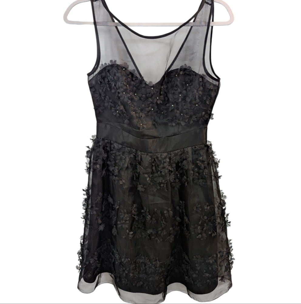 Sretsis By Pim Sukhauta Elegant Mini Black Floral Dress...Size 6